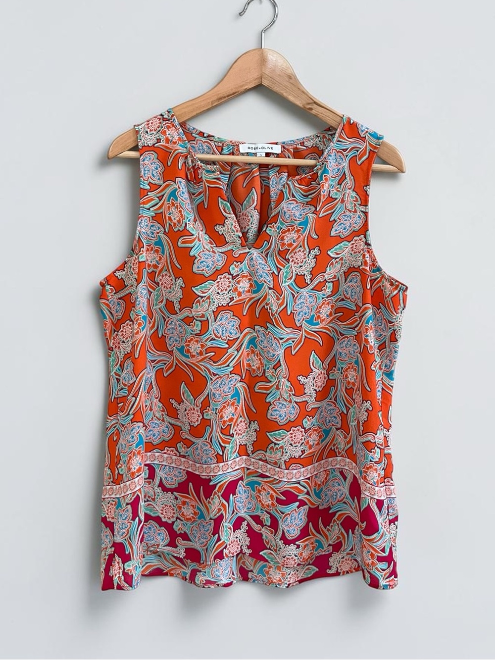 Rose & Olive Boho Floral Paisley Sleeveless V-Neck Flowy Blouse